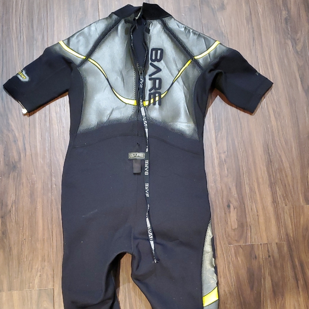 Men's One Piece Wetsuit - Black and Yellow - Picture 3 of 8